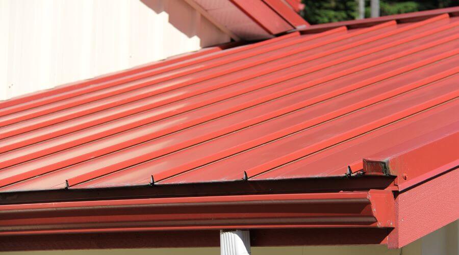 Professional gutter cleaning in Docena, AL